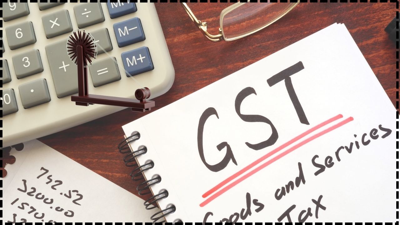 Andhra Govt Steps In to Pay GST on Handlooms
